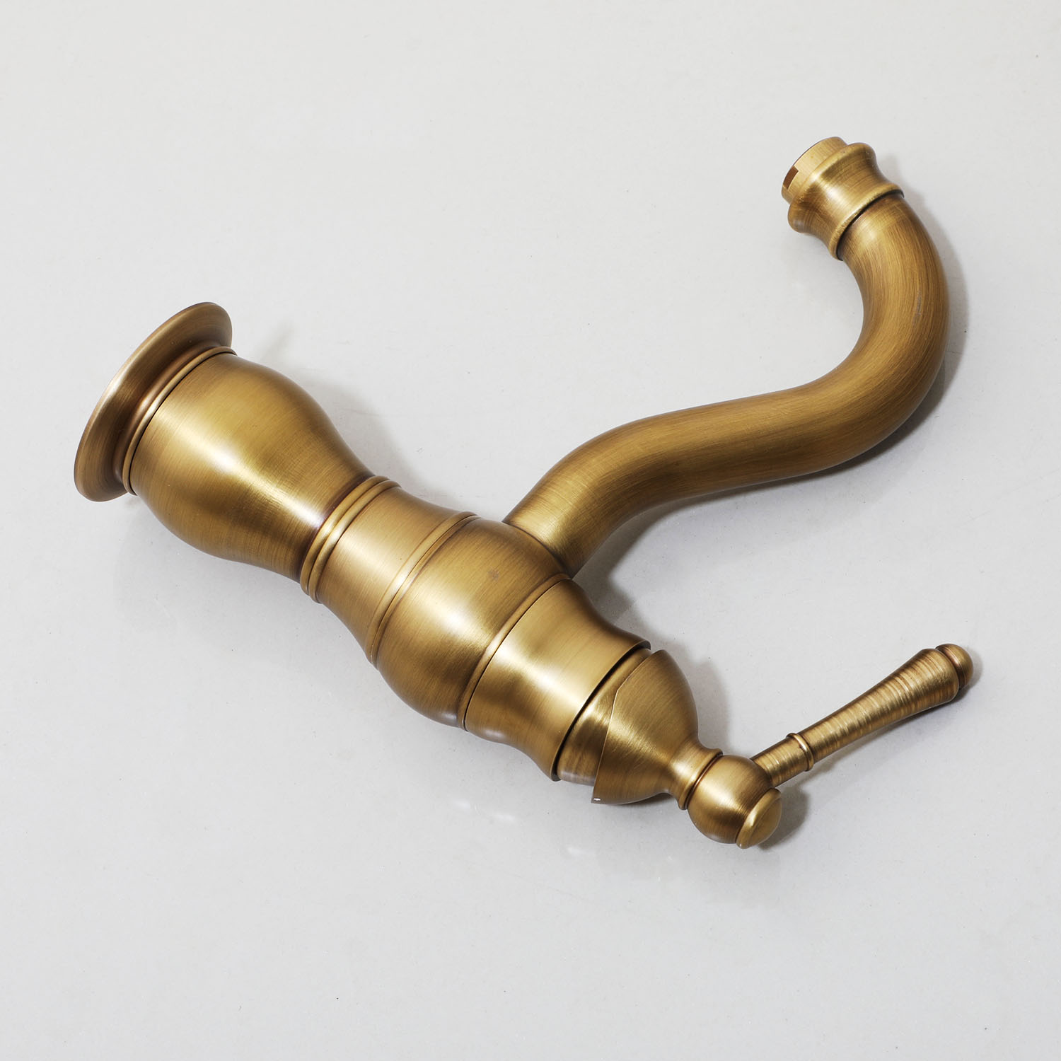 ZAPPO Freestanding Tub Filler  - Freestanding Bathtub Filler Faucet Floor recension och pris